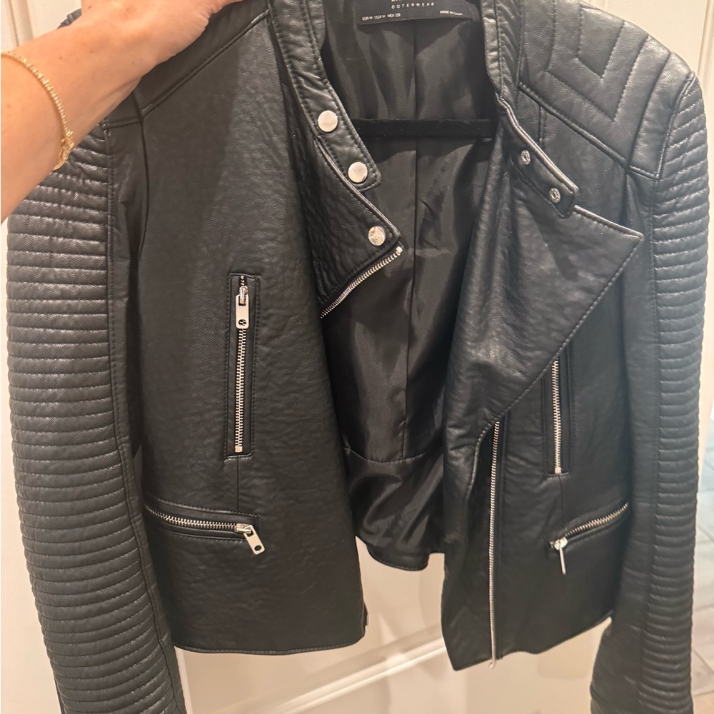 Zara Basic Outwear Leather Biker Jacket M